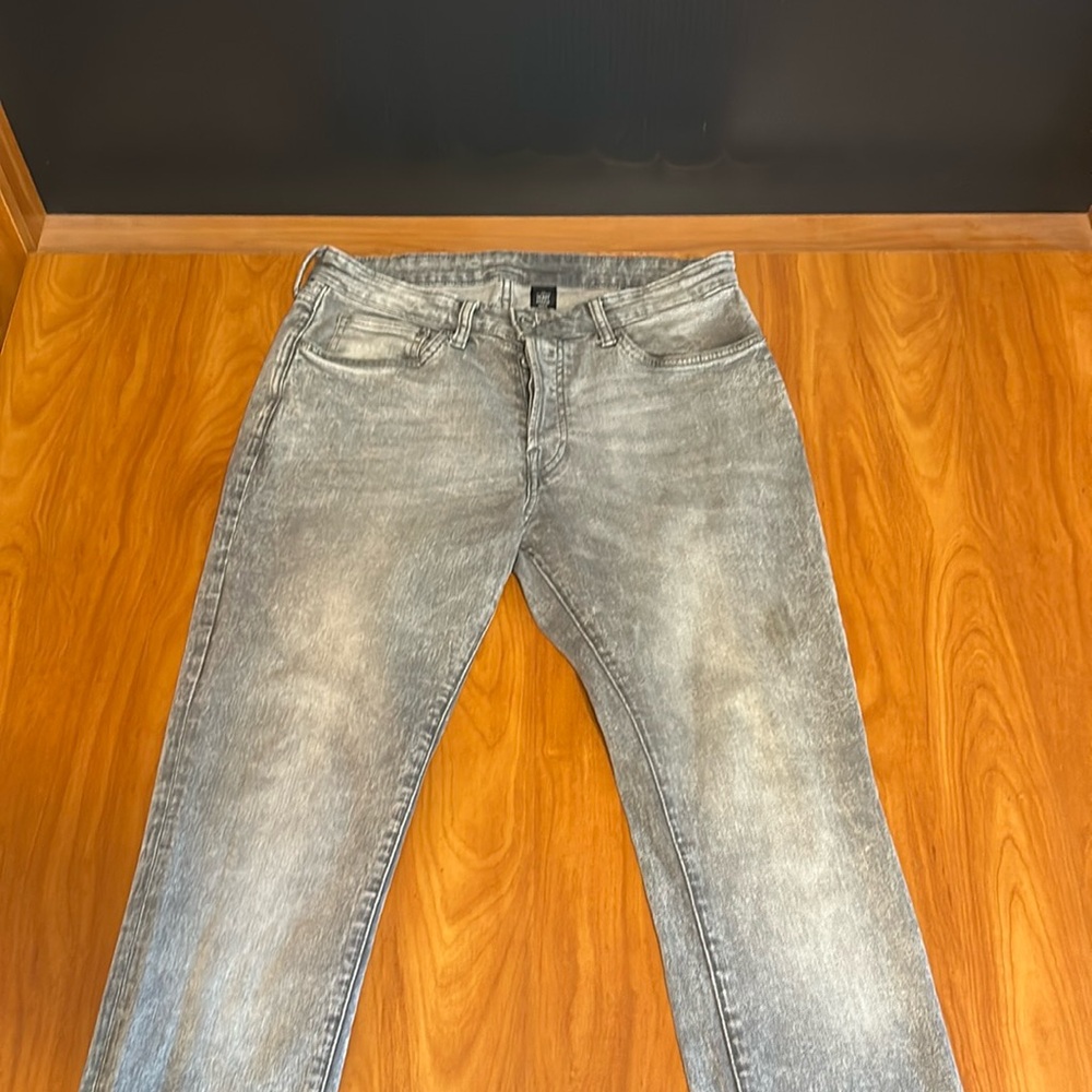 H&M men’s skinny jeans